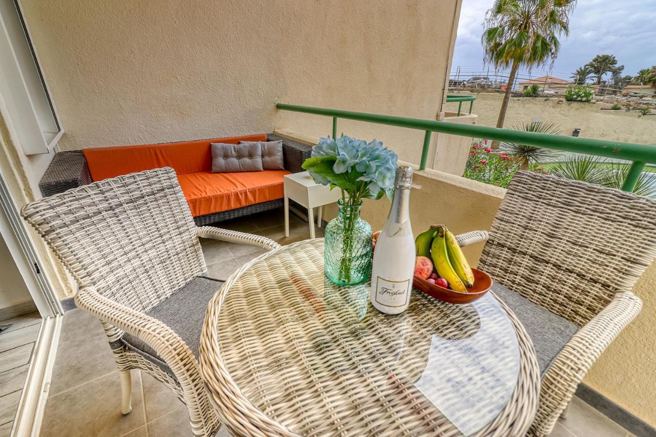 Modern Apartment With An Addictive Terrace View Los Cristianos  Εξωτερικό φωτογραφία